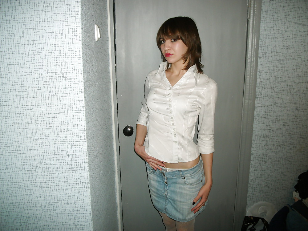 XXX SKINNY RUSSIAN GIRL