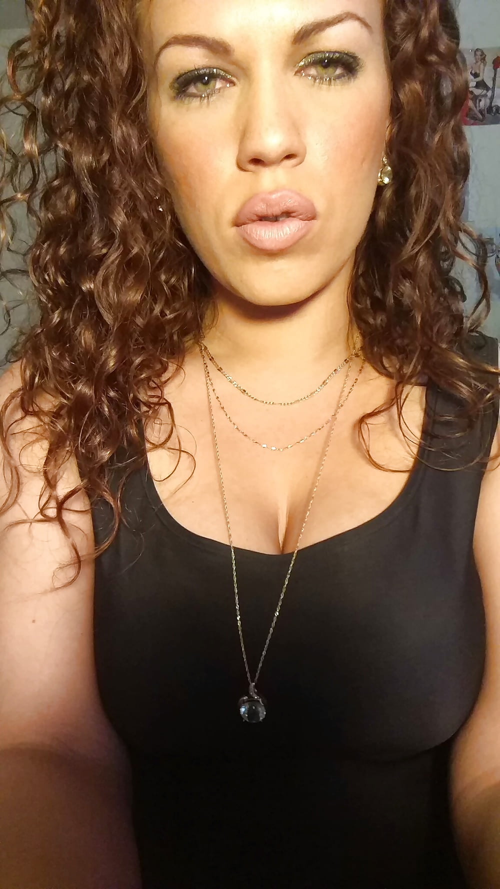 XXX Green Eyes Latina
