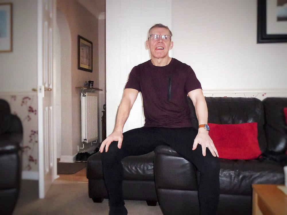 XXX Black leggings and wine coloured top