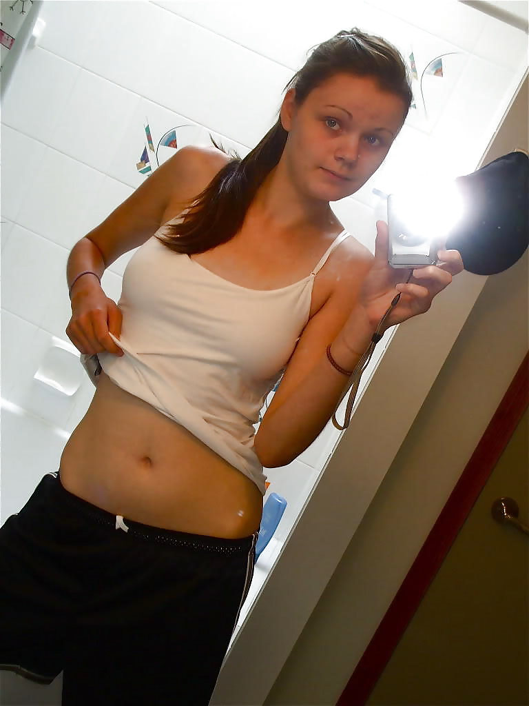 XXX Amateur Selfies 4