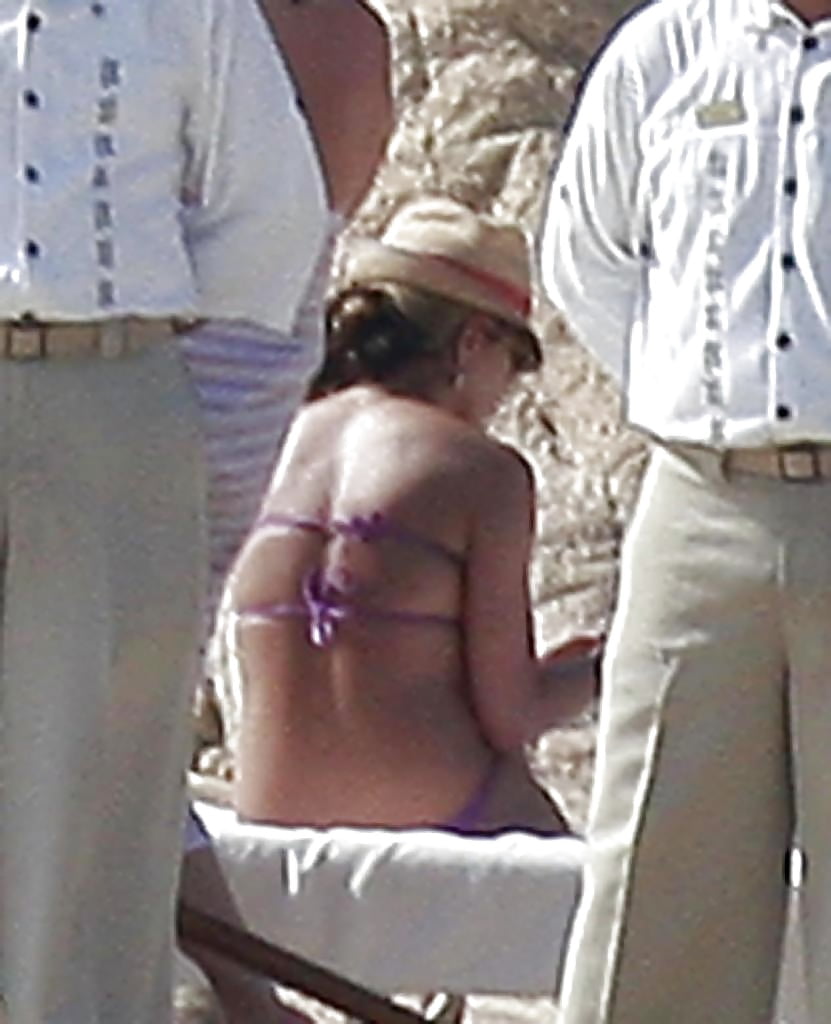 Jennifer Aniston Bikinis 302 Pics 3 Xhamster