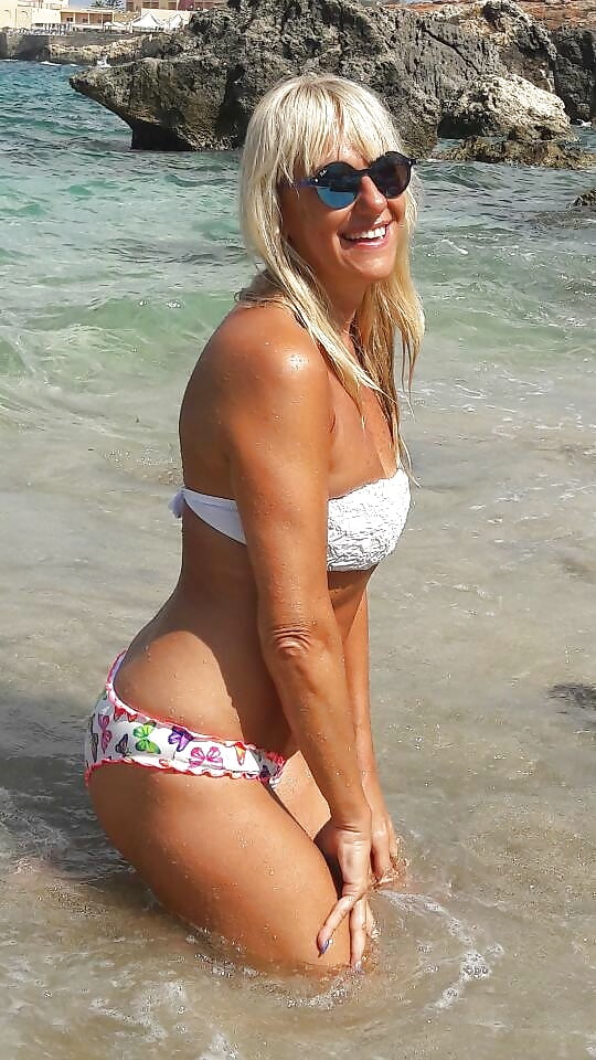 XXX Nice Bikini Milfs&Teens