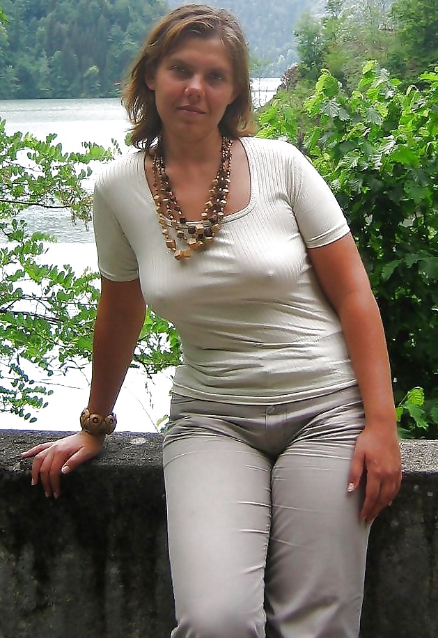 XXX Braless , see through ,  no Bra , nippel