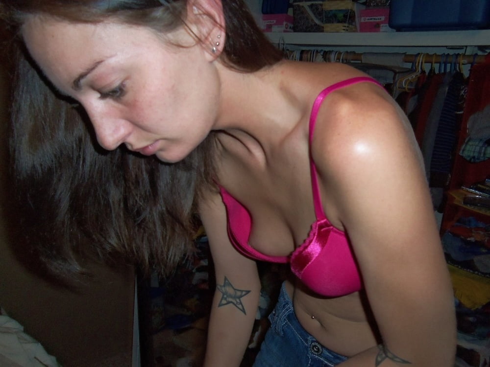 XXX Downblouse & Nipple Peeks 012