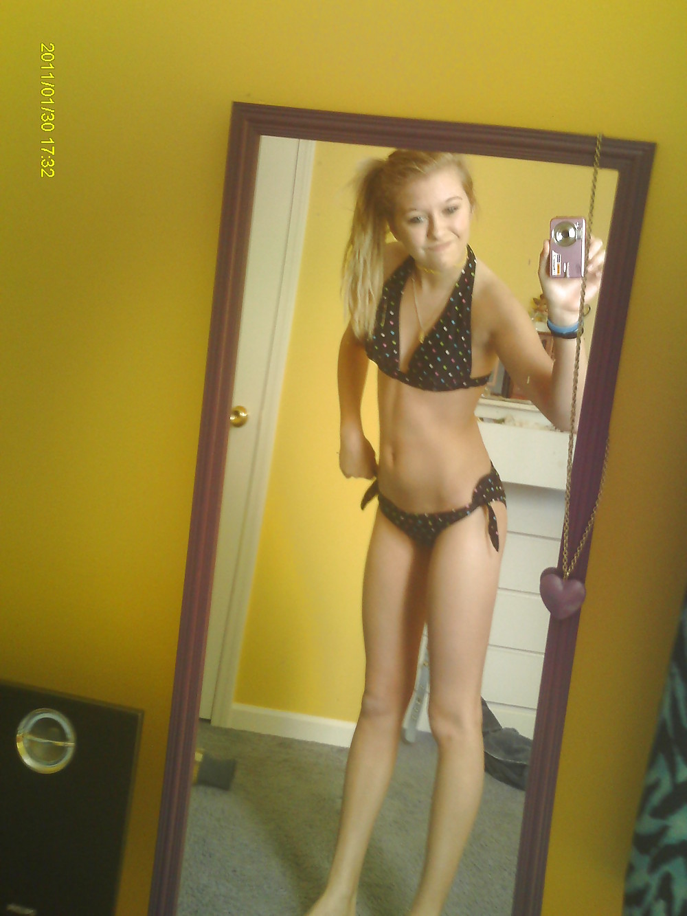 XXX amazing blond selfshots