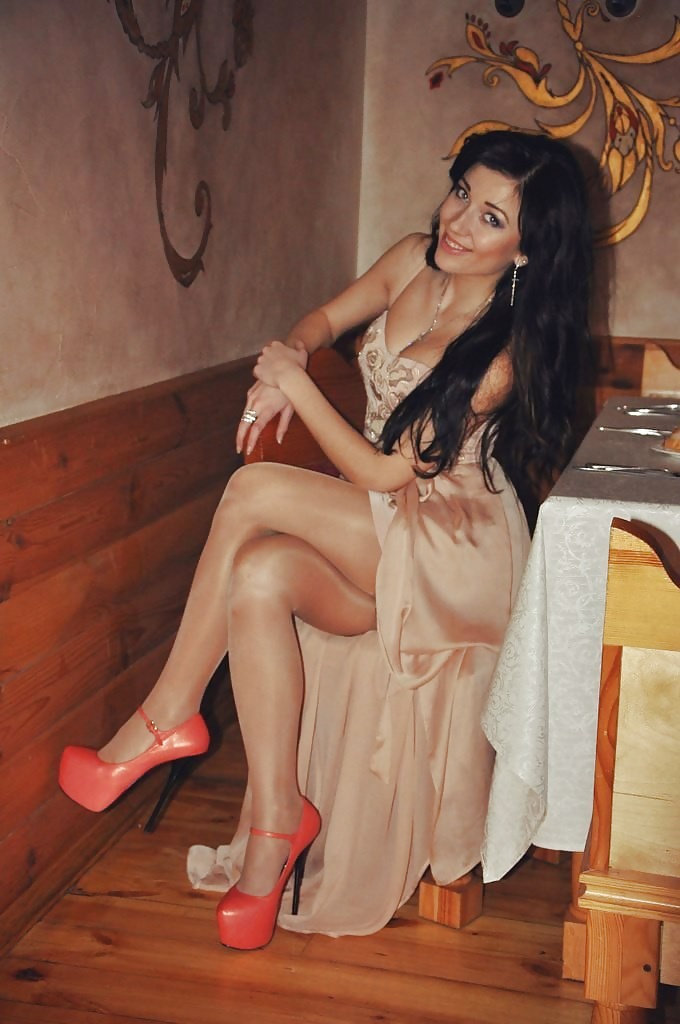 XXX Amateurs In Heels 1