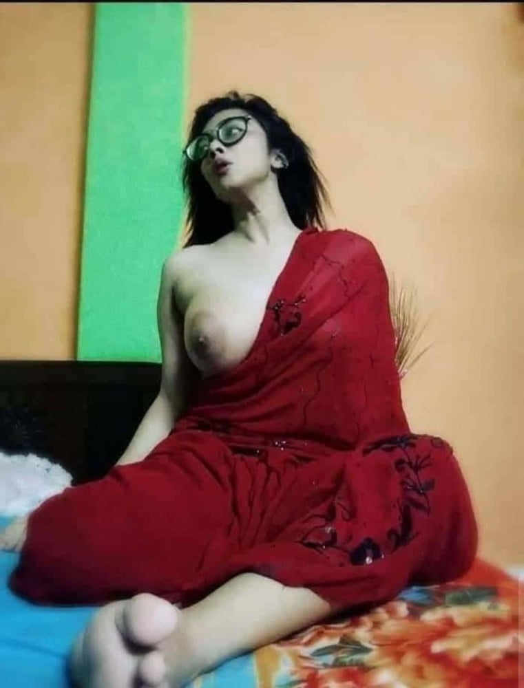 Hot Indian Whore Porn - See and Save As busty indian whore exposed porn pict - 4crot.com