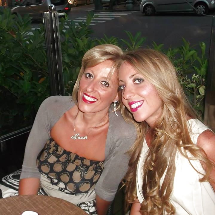 XXX Italian Milf Annet G fb