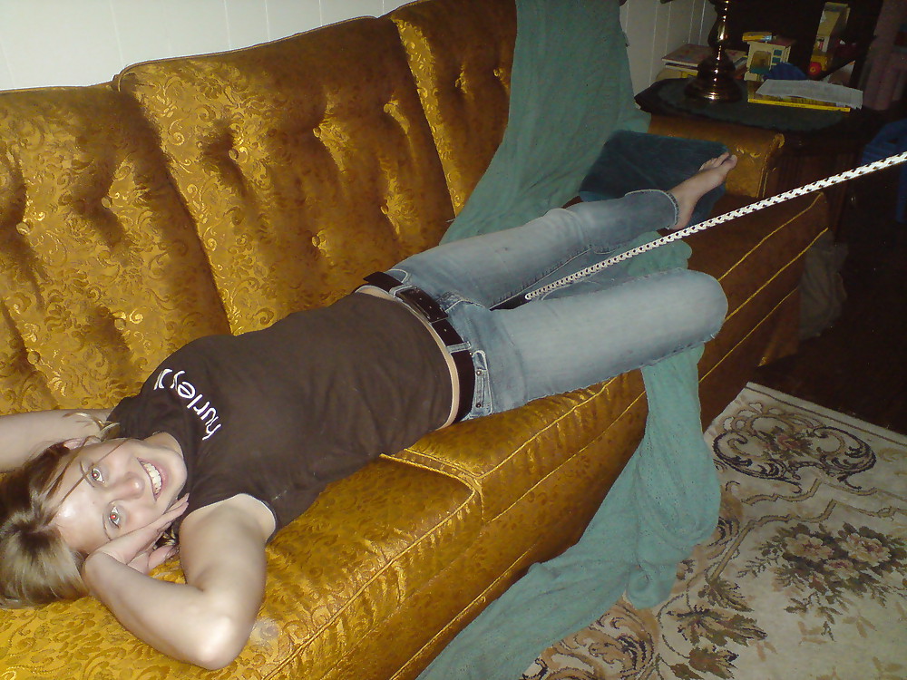 XXX User SlutKelly from SmutDates.com