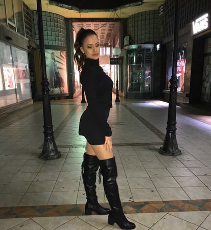 ana guzata ribetina komentarisi i drkaj serbian teen ass         