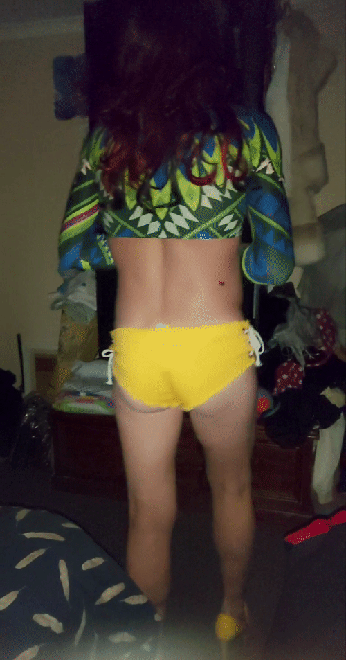 A quick test of my new yellow denim shorts  #14