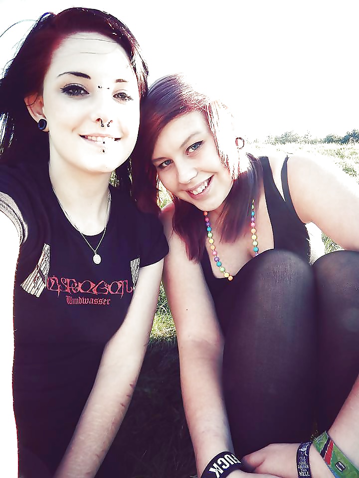 XXX Klein Lea von Facebook, schon 2 mal getroffen und gefickt!