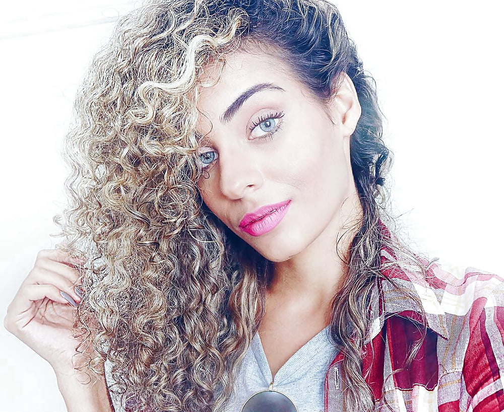 XXX Curly Hair