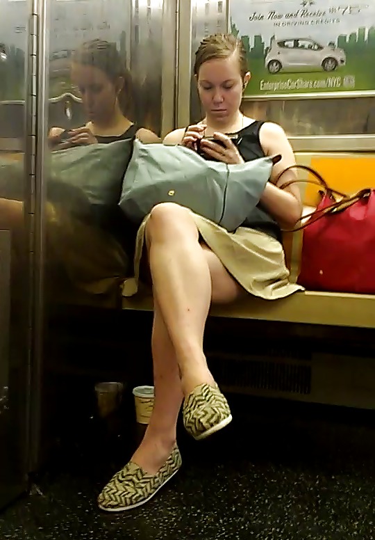 XXX New York Subway Girls