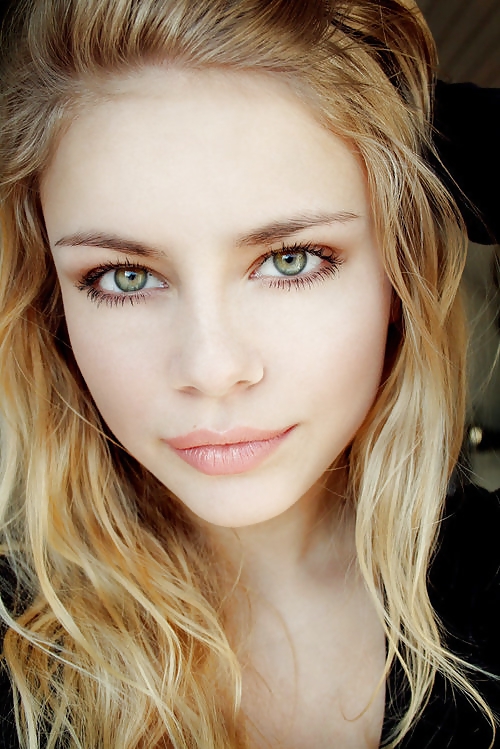 XXX faces begging for a load