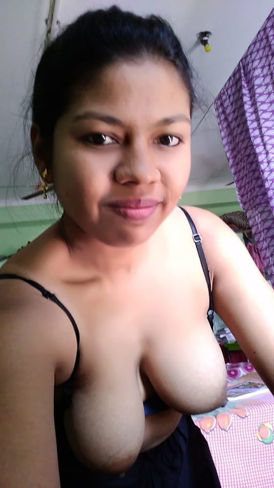 Hot bengali bhabhi showing her big boobs and shaved pussy - 255 Photos 