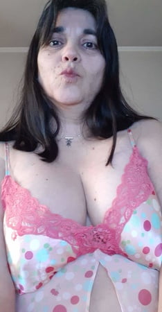 mommy nice tits         