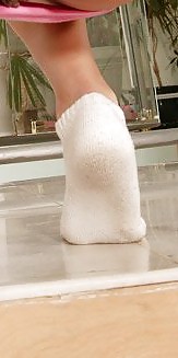 XXX JUST WHITE ANKLE SOCKS