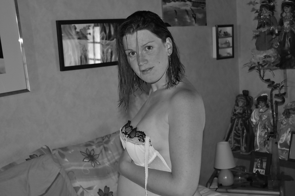 XXX Superbe petite femme enceinte