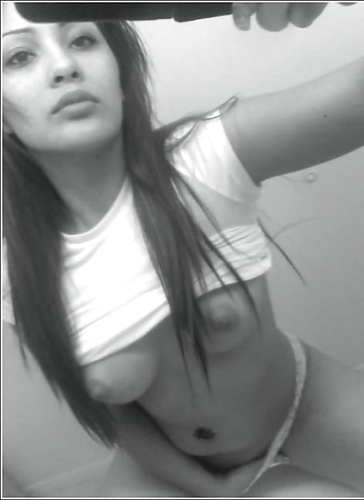 XXX Hot Teen Selfies
