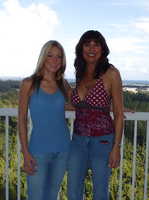 Real Life Mom and daughter's friend, Desi and Ellie Foxx - 1