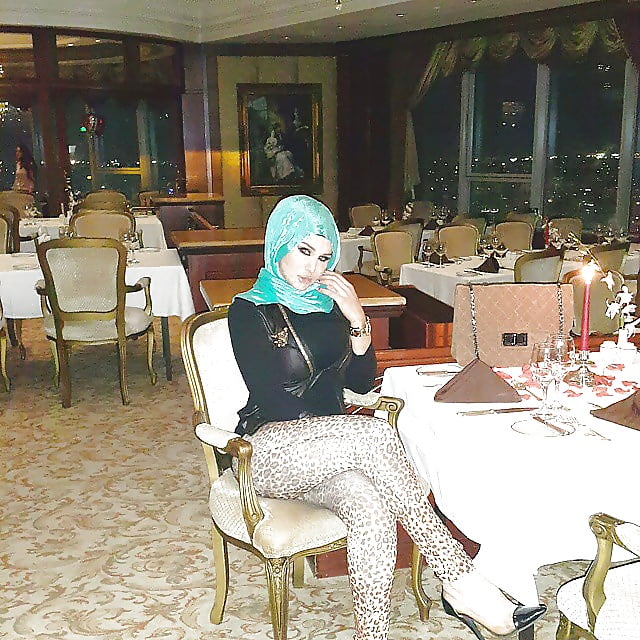 XXX Arabic Sexy Bitch Hijab