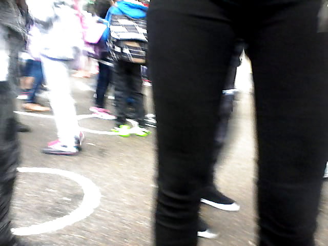 XXX Qu'est ce qu'elle est bonne avec ses longue jambes