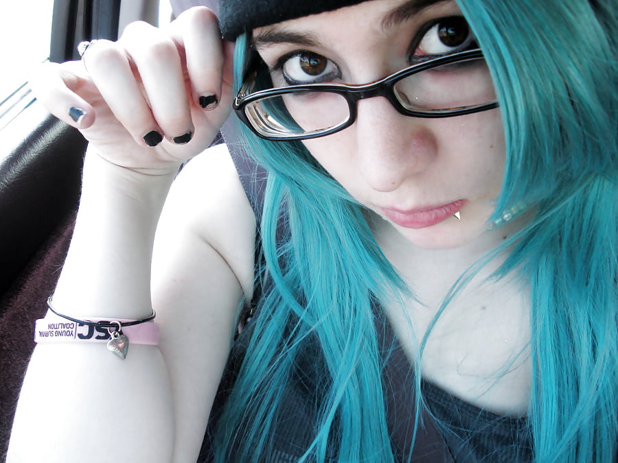 XXX chubby gothic slut