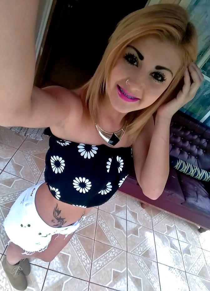 XXX Teen slut from Costa Rica: Sailyn Pamela (facebook)