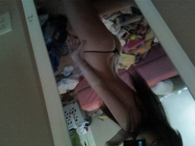 XXX if she's here, it's fake 03