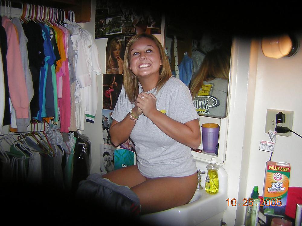 XXX (BD) Tinkle Time pt.8