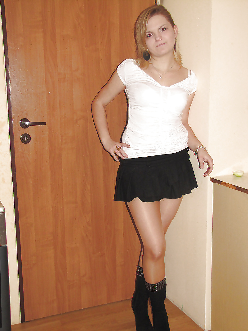 XXX Pantyhose pose8