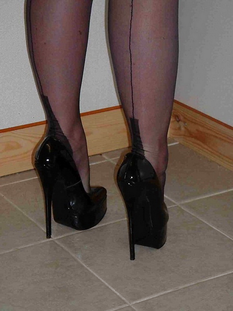 XXX Sexy High Heels and legs 5
