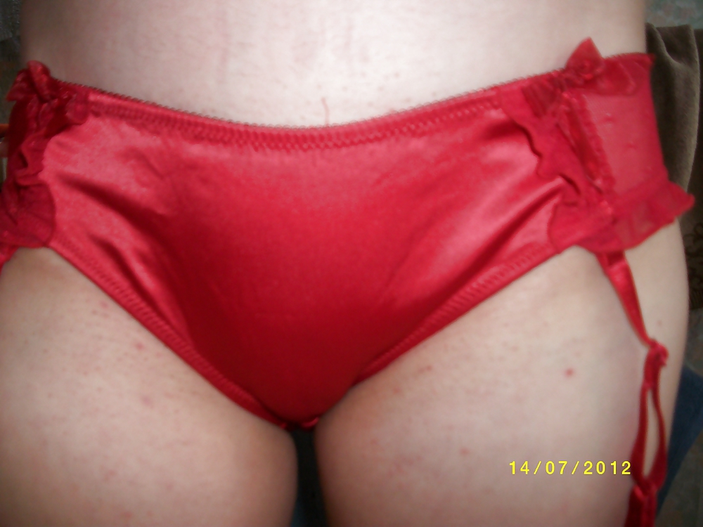 XXX Amateur girl sent me pics of her in lingerie