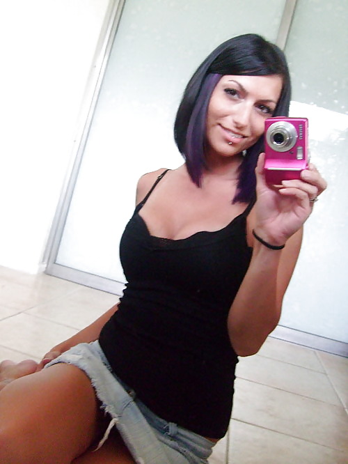 XXX AMATEUR BITCHES EXPOSED TROIE AMATORIALI