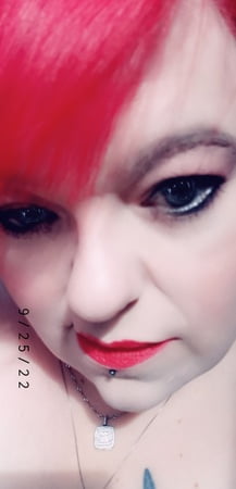 raven plays dress up         