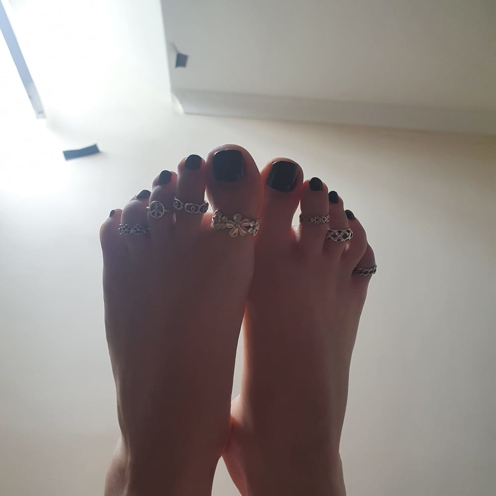 Empress Ember Feet 2 - 24 Pics 