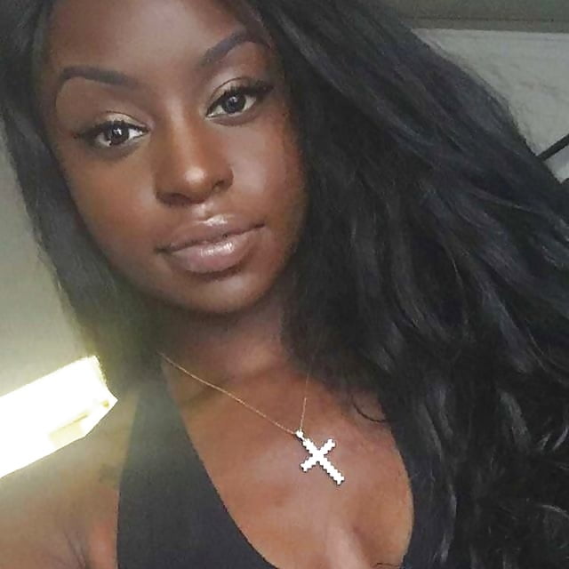 XXX Black beauty 37