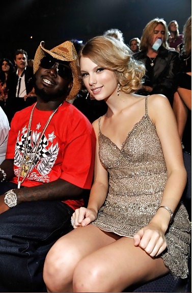 XXX Taylor Swift