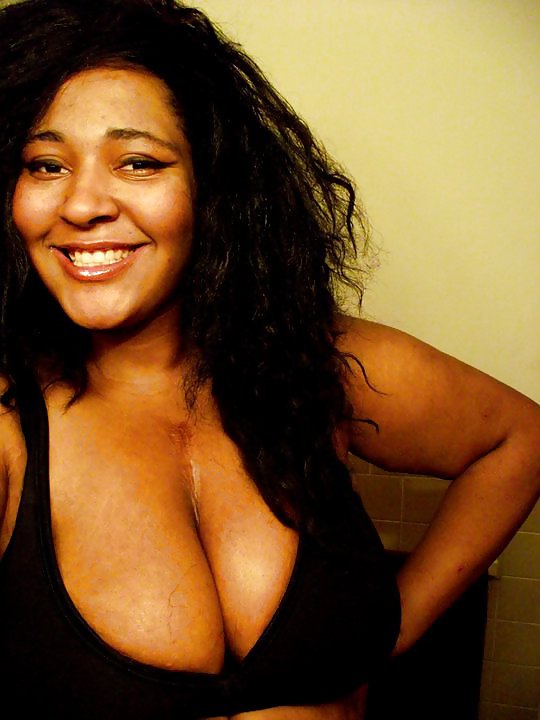 XXX Big Tit Black Babes From, SmutDates.com