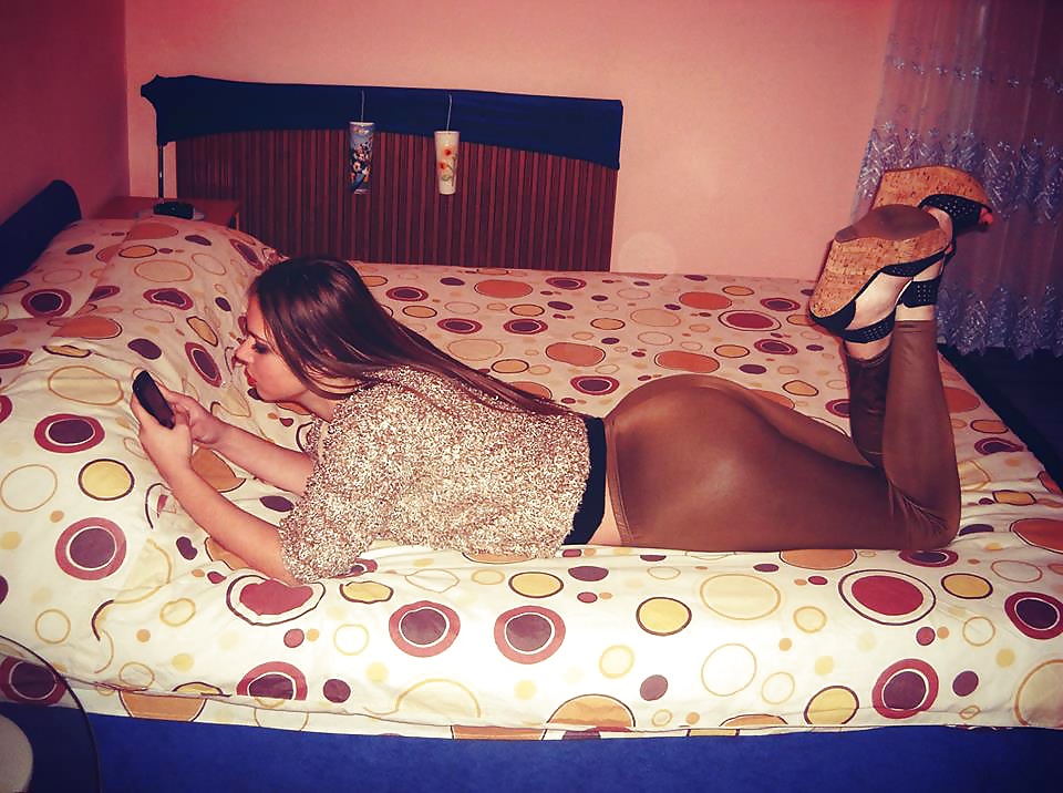 XXX bosanske   sexy  djevojke  prave pickice