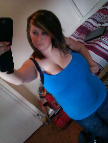 XXX SmutDates Username 'AliciaSingle18'