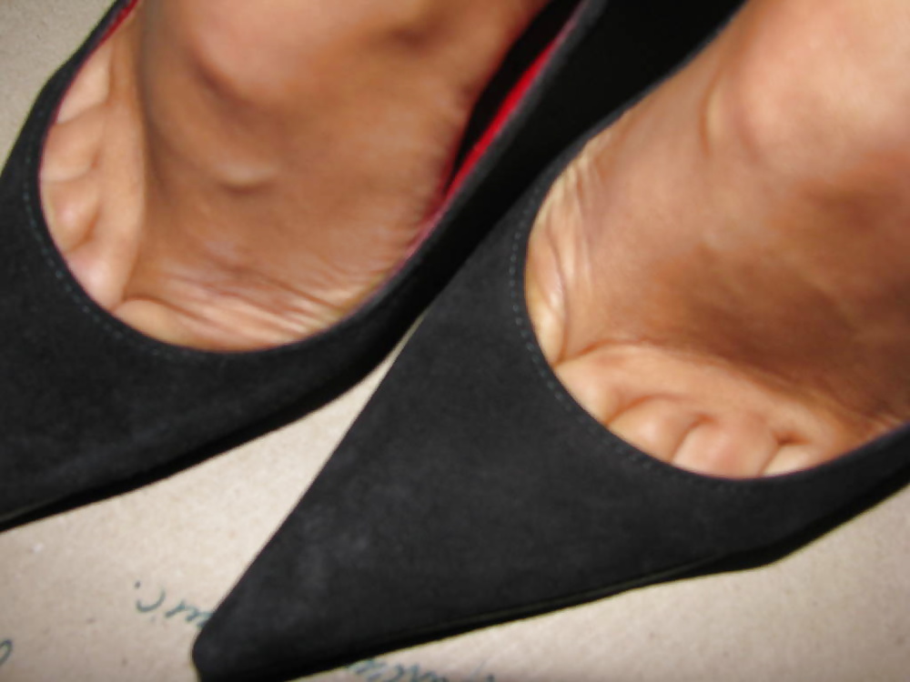 XXX feet in high heels