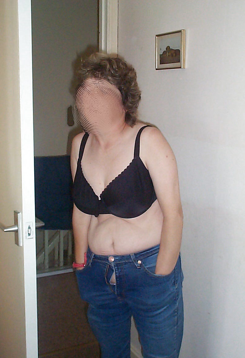 XXX flashing in doors and out