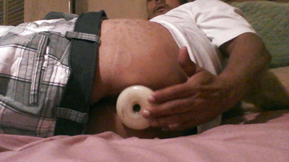 XXX eli huge gaped hole