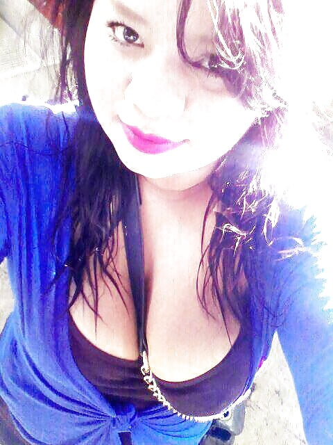 XXX ricas tetas.... 2