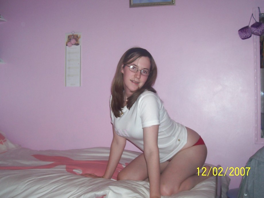 XXX Homemade porn N32