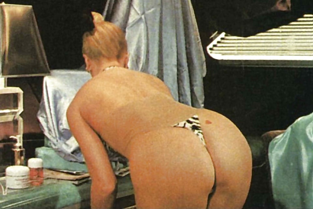 Goldie hawn naked pics