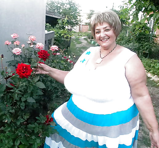 XXX Russian Mature Grannies with Big boobs! Amateur mix!