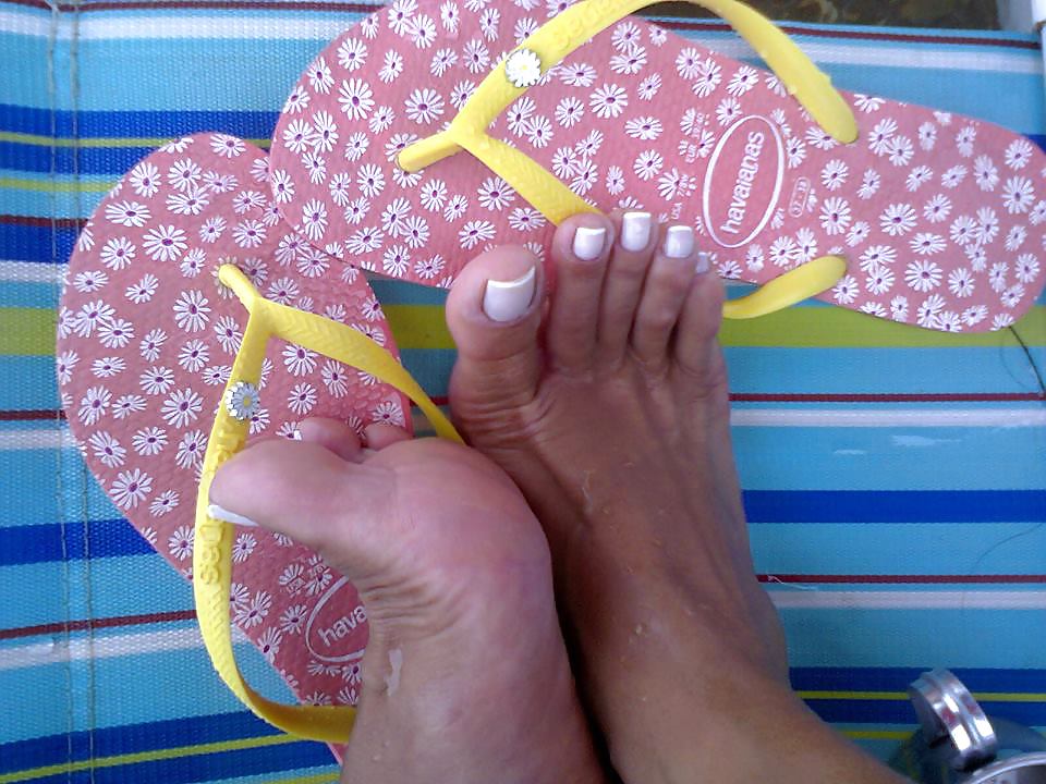 XXX Havaianas Flip Flop Feet